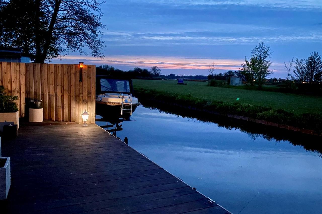 Ferienhaus Max Am Wasser Ferienpark Vislust Wervershoof Luaran gambar